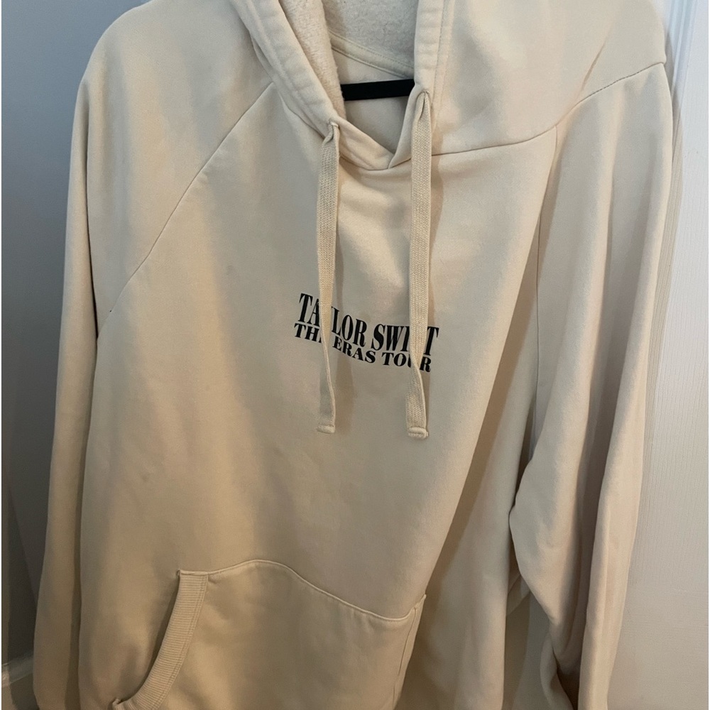 Taylor swift Eras tour merch size xxl
